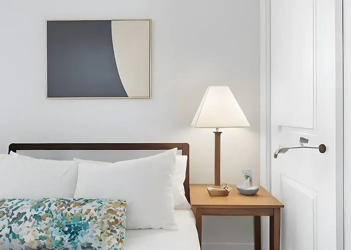 Modern & Fully Furnished 1br - Oakdale 3s Appartement